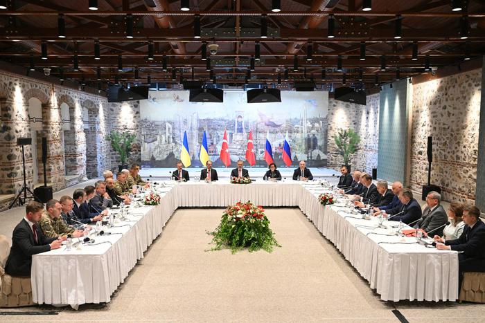 Россия и Украина завершили переговоры в Стамбуле — подробности встречи