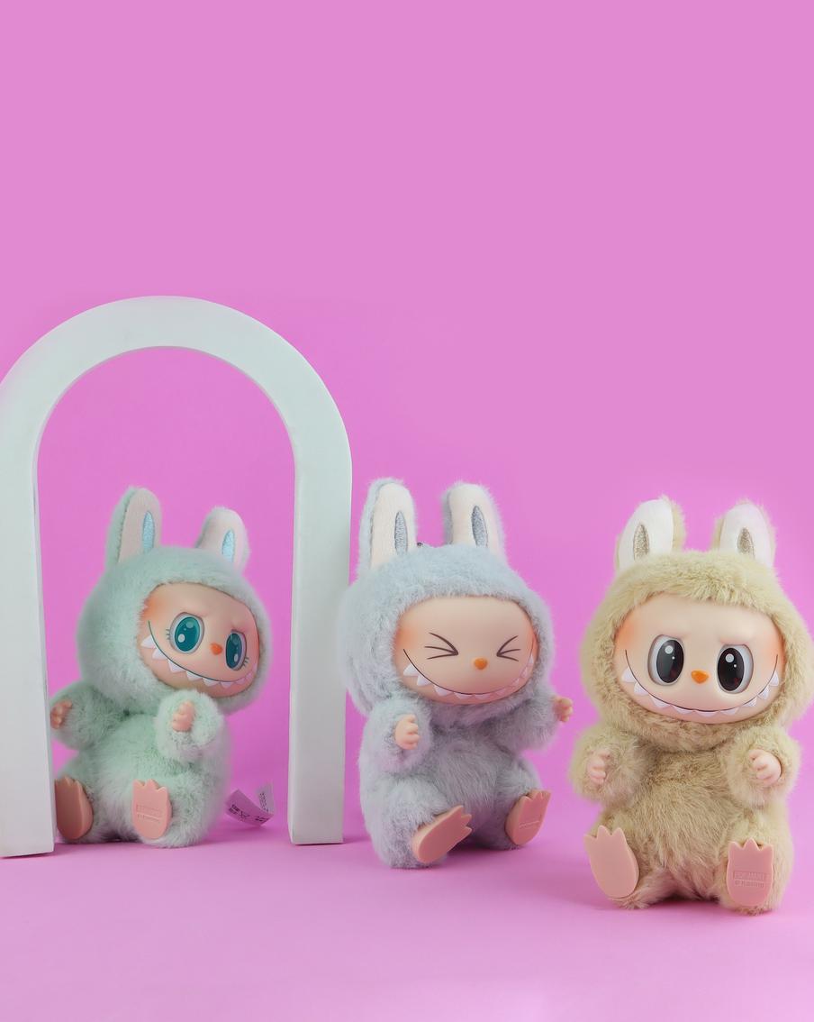 Эксперты объясняют, почему все помешались на Лабубу и как их заставить работать на себя