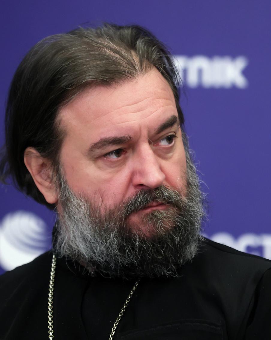 Православный священник предложил вернуть в России налог на бездетность для мужчин старше сорока лет