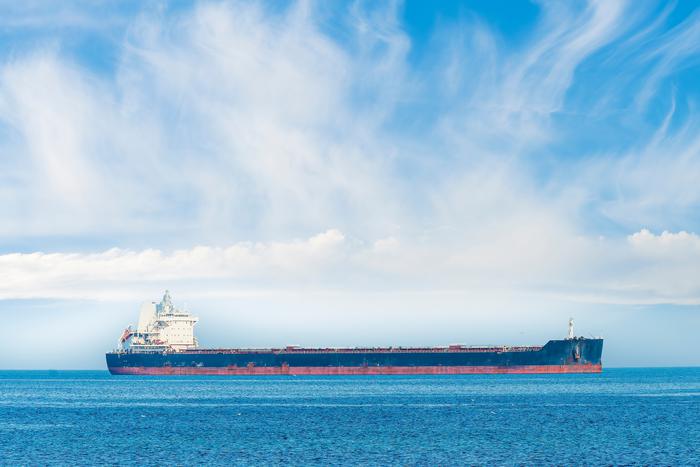 Власти Эстонии обвинили РФ в якобы задержании танкера Green Admire