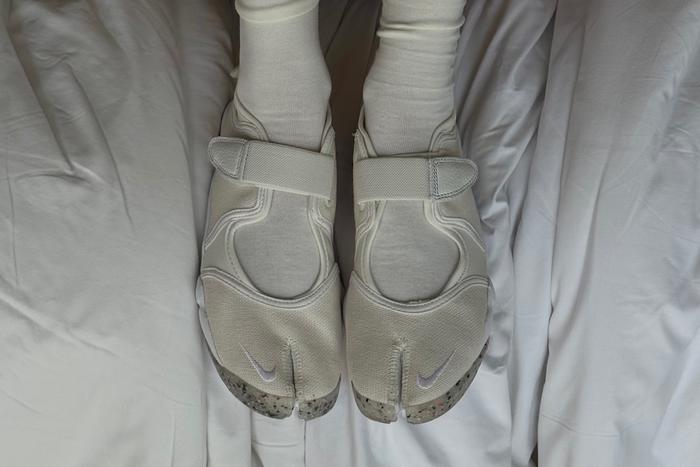 Сникерины: стильная смесь балеток и кроссовок – must-have сезона