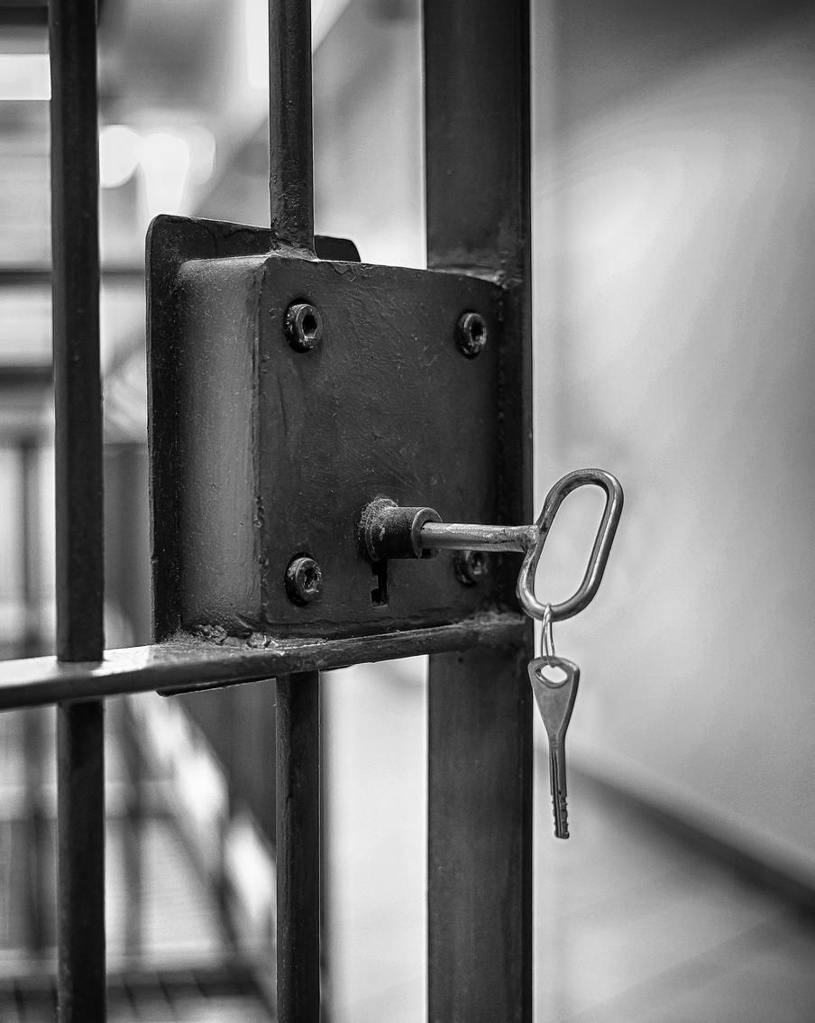 Стало известно о попытках пожизненно осуждённого маньяка выйти из российской колонии