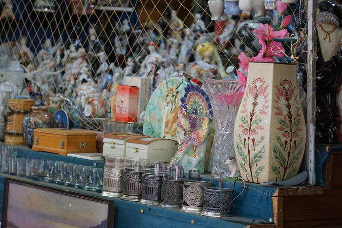 Как  отыскать артефакты на блошином рынке, рассказал историк-коллекционер