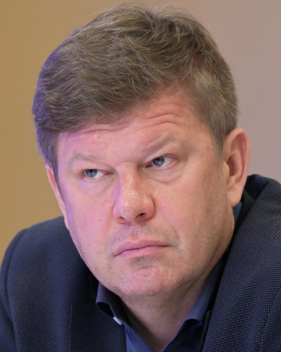 Спор о зарплатах лыжников: Губерниев обрушился с критикой на Вяльбе