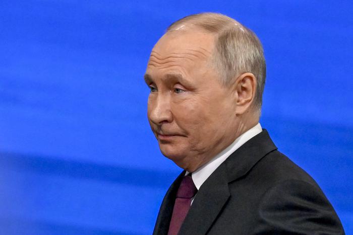 Путин предложил Хинштейну обсудить часть рабочих вопросов в машине