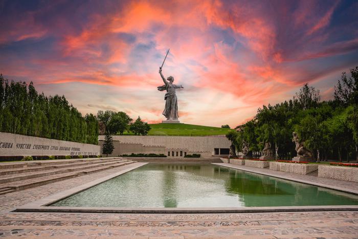 В монументе на Мамаевом кургане обнаружено тело мужчины — СК начал проверку