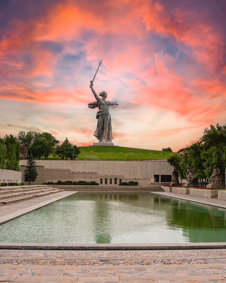 В монументе на Мамаевом кургане обнаружено тело мужчины — СК начал проверку