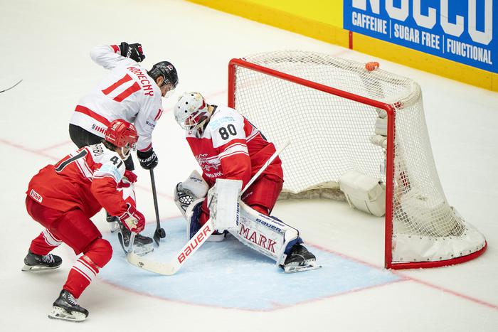 Шок в Хернинге: Канада проиграла Дании и вылетела с чемпионата мира