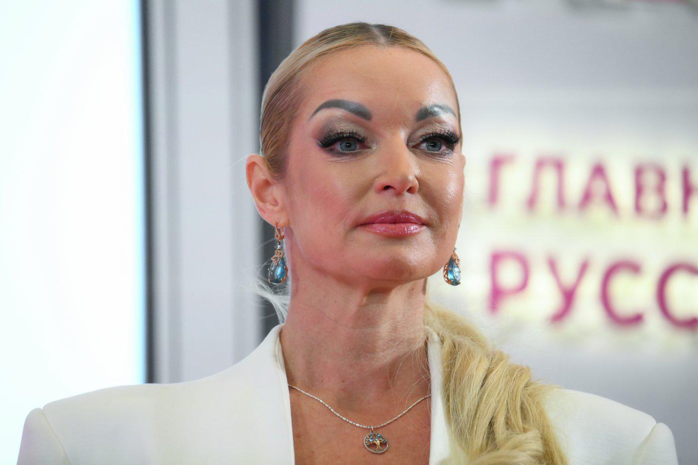 Анастасия Волочкова заявила, что является "прима-балериной всея Руси"