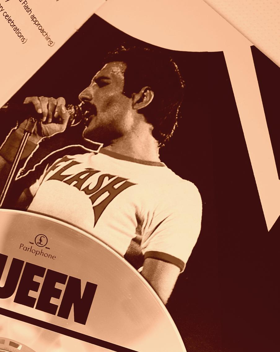 Биограф британского рок-певца Фредди Меркьюри рассказала о его внебрачной дочери