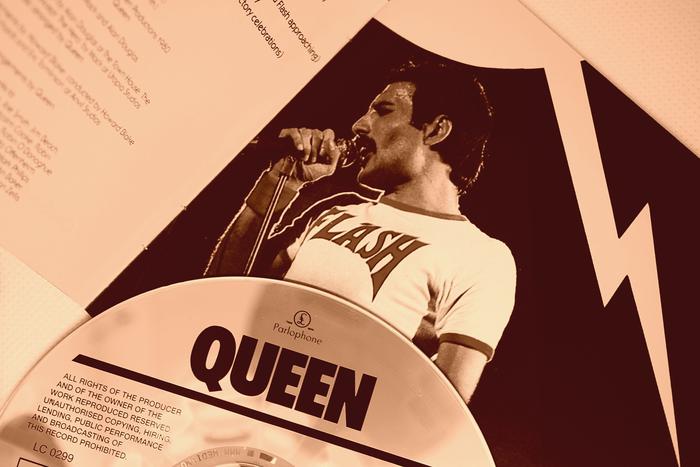 Биограф британского рок-певца Фредди Меркьюри рассказала о его внебрачной дочери