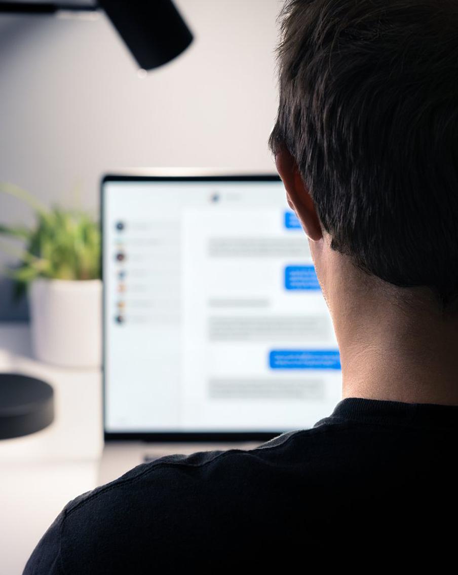 В МВД рассказали о мошеннической схеме с сообщениями якобы от Роскомнадзора