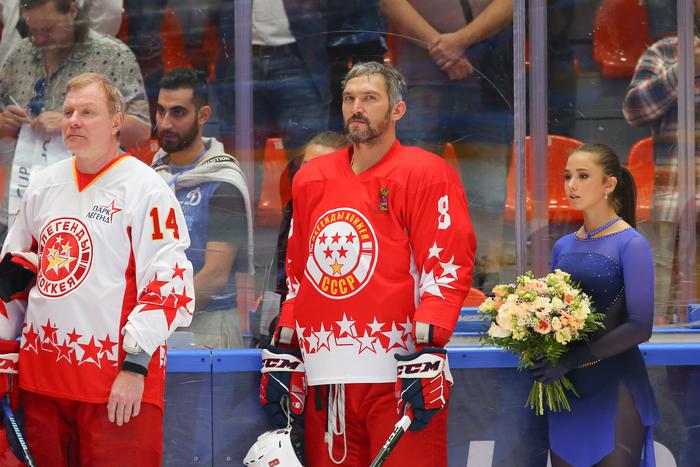 Побивший рекорд Уэйна Гретцки в НХЛ Александр Овечкин планирует вернуться в Москву в ближайшее время