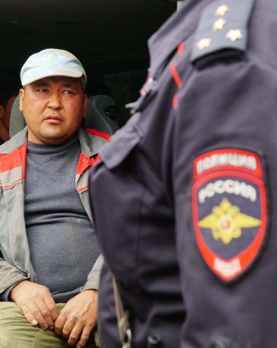 Более 19 тыс. мигрантов выдворены из России с начала года