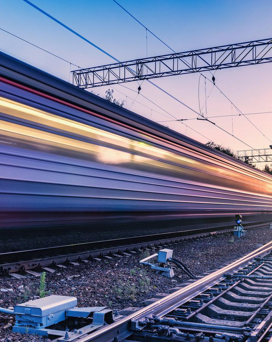 В Белгородской области поезд наехал на взрывное устройство