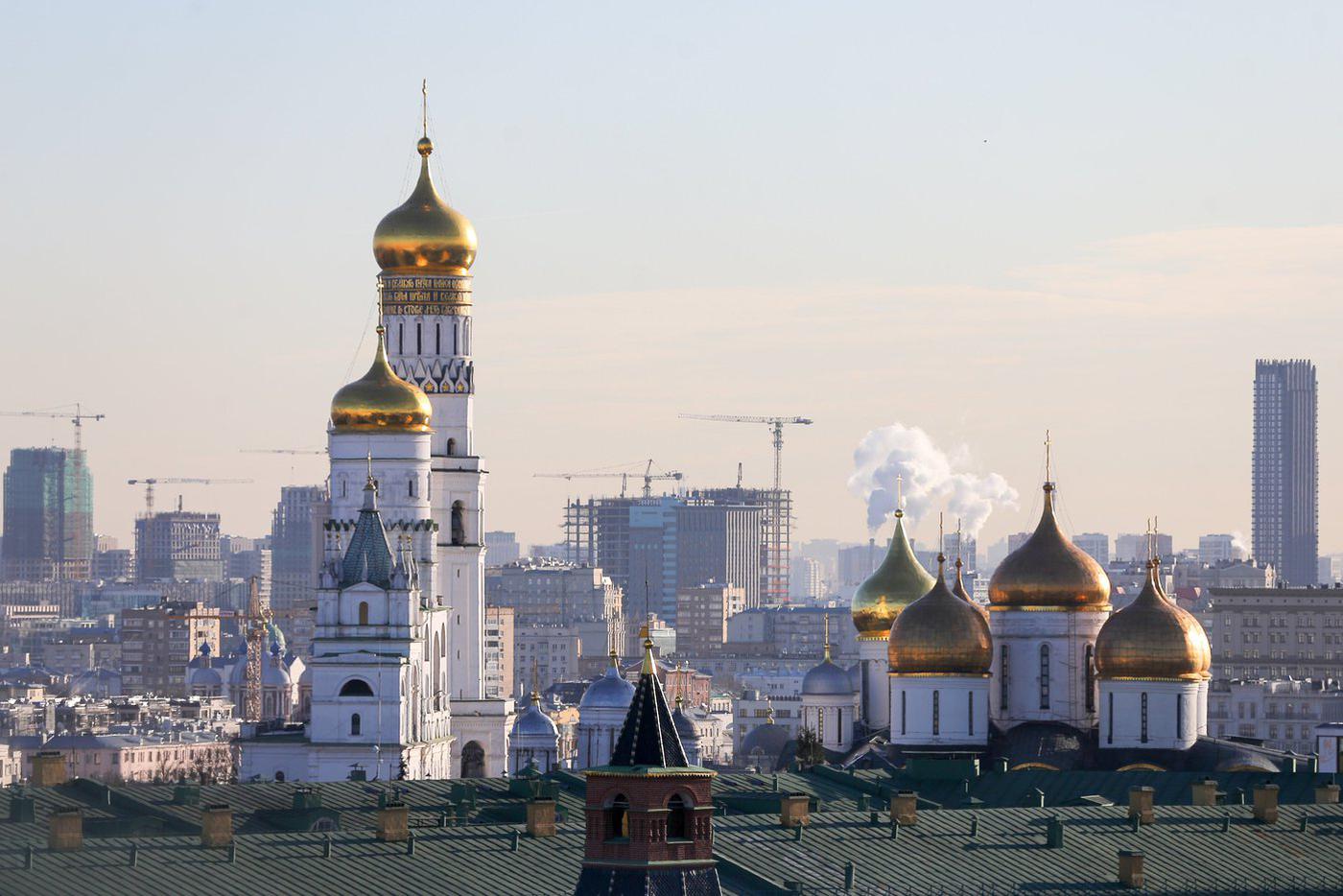 Афиша на 27 мая: гуляем по центру города и катаемся на катамаране в Парке Горького