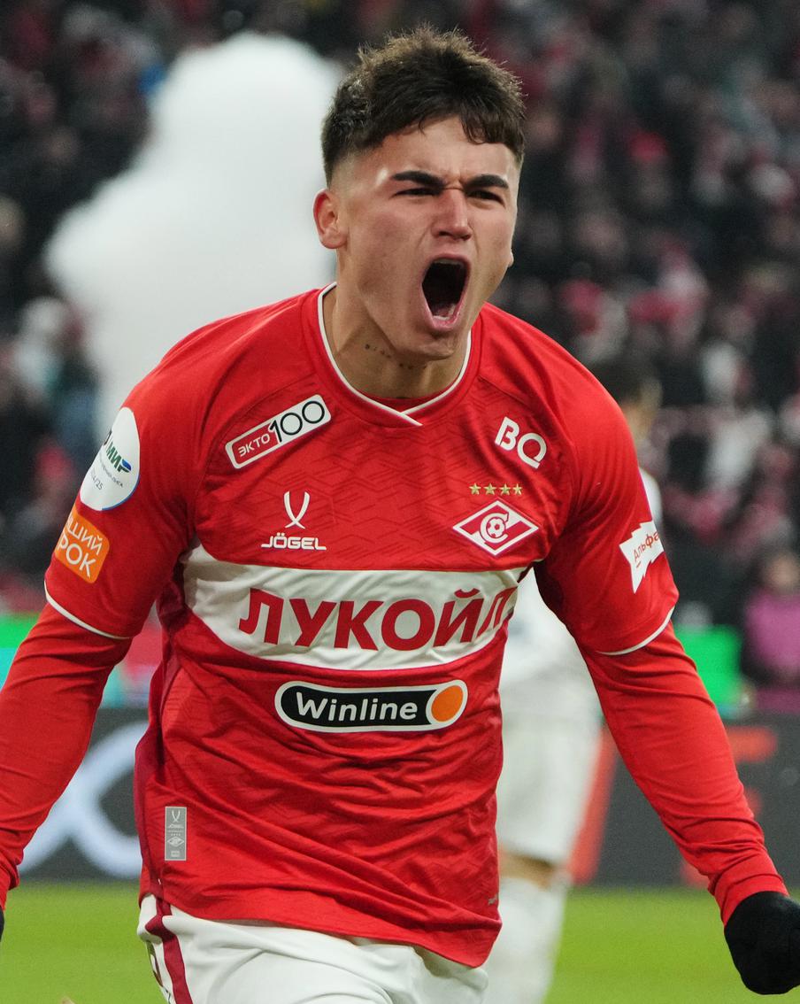 Лучшего бомбардира РПЛ манит Европа