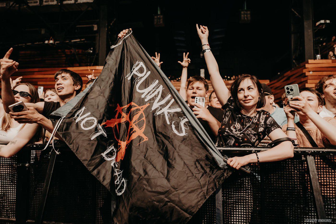 Публика  -  от  20  до  60