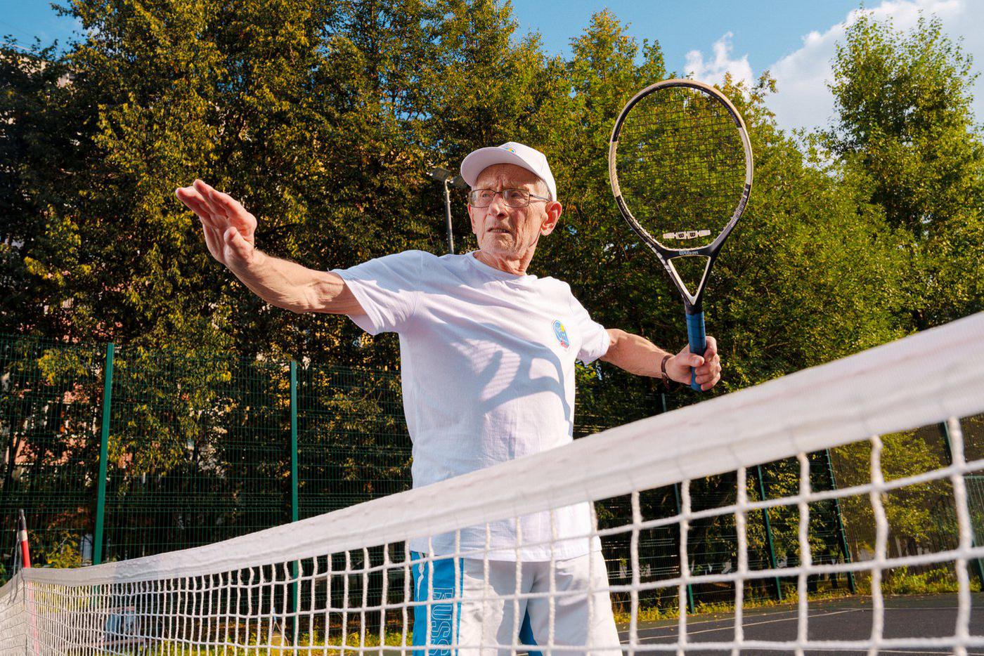 95-летний чемпион по теннису среди ветеранов раскрыл секрет своей молодости