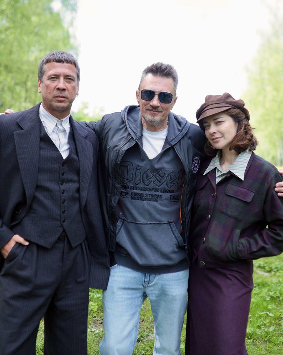 Константин Лавроненко станет жёстким Батей в продолжении сериала "Художник"