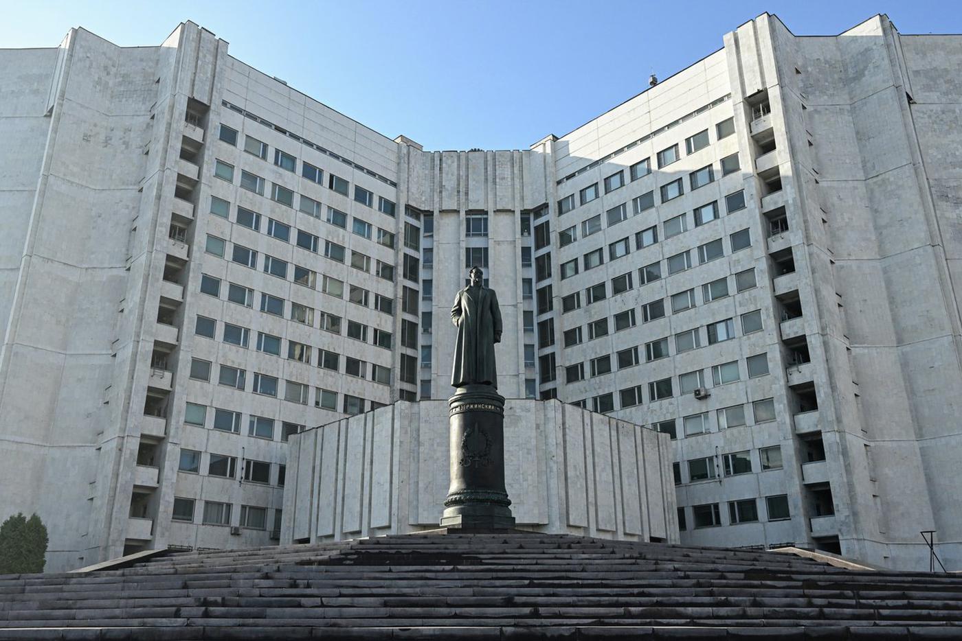 СВР: сербский ВПК поставляет боеприпасы Киеву под видом экспорта в третьи страны