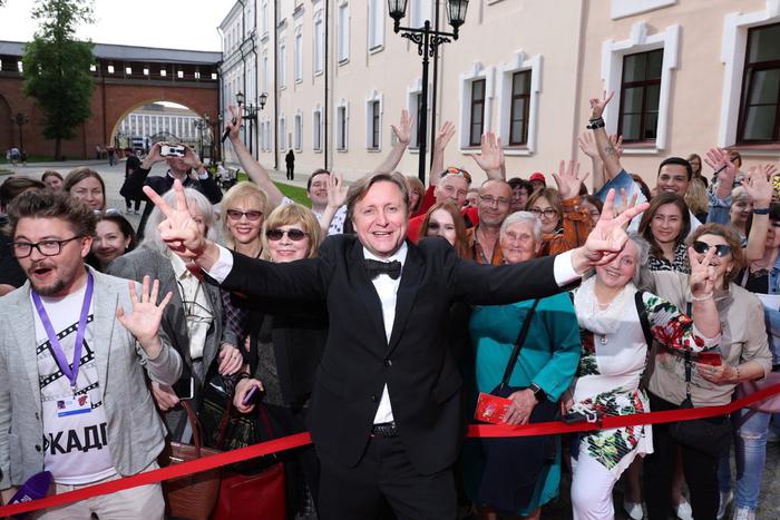 "Привычка нюхать пальцы": какими картинами удивит фестиваль молодого кино "Новое движение"