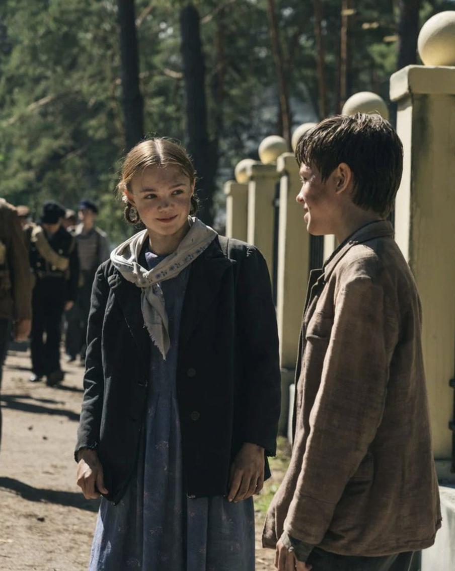 Крымский кинофестиваль "Мост": подвиги собаки на ВОВ, "Один дома" по-русски