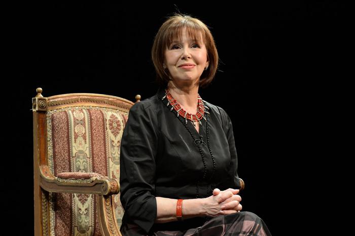 Директор фильма "Афоня" похитил Евгению Симонову ради роли