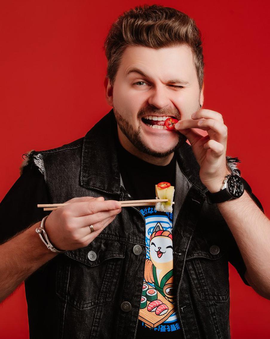 Макс Брандт рассказал, почему при его работе надо постоянно проверять желудок