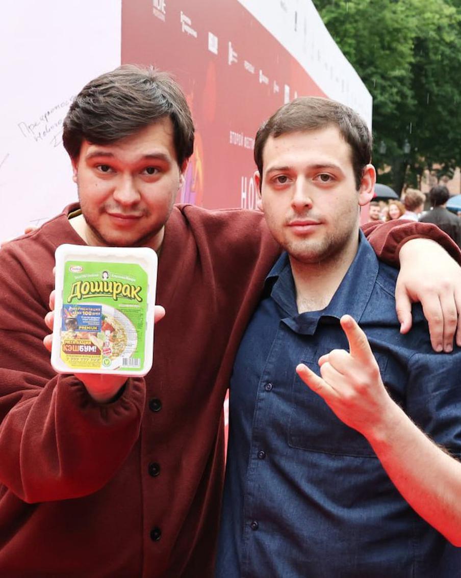 Пиджак Хабенского помог Сергею Волкову получить награду: кого наградили на кинофестивале "Новое движение"