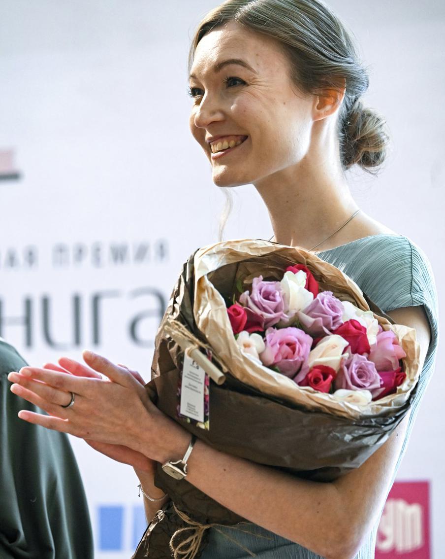 Писательница Анна Баснер прошла в короткий список финалистов премии в номинации "Художественная проза" с произведением "Парадокс Тесея".