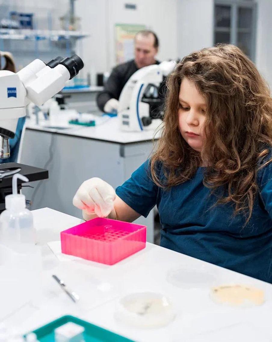 Идём в гости к клеткам и учимся штопать бананы: в Зарядье пройдёт МЕДИКФЕСТ