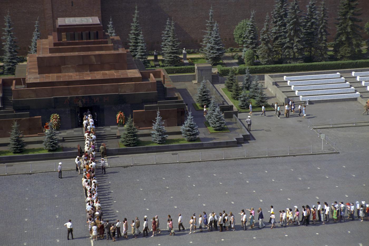 Очередь к Мавзолею Ленина – 1972 год.