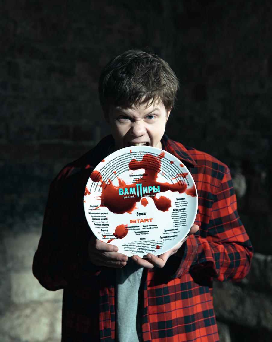 Тимофей Кочнев сыграет в 3-м сезоне сериала "Вампиры средней полосы".