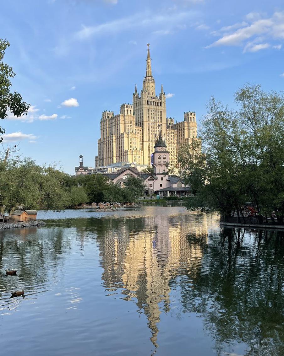 Москва избежит 30-градусной жары: прогноз на выходные и начало недели