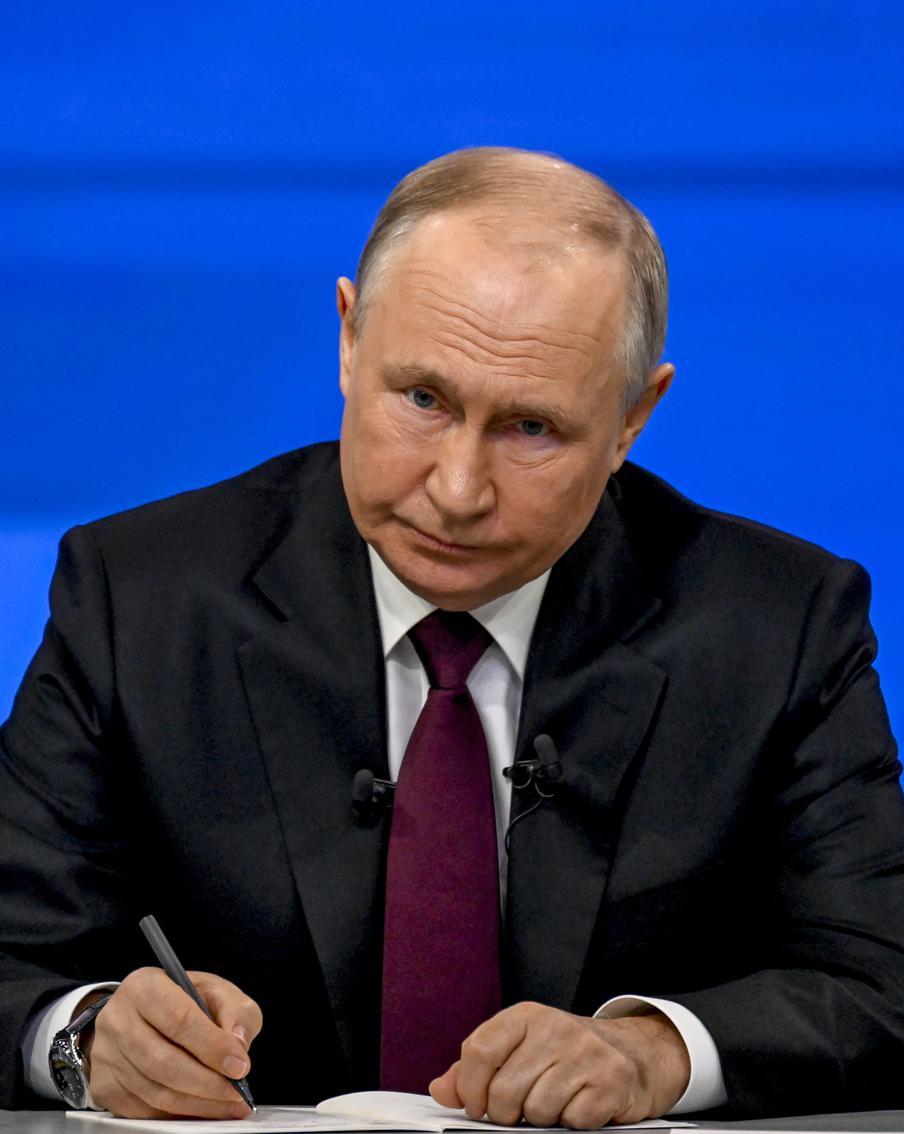 В России ввели крупные штрафы для тех, кто осуществляет продажу энергетиков подросткам