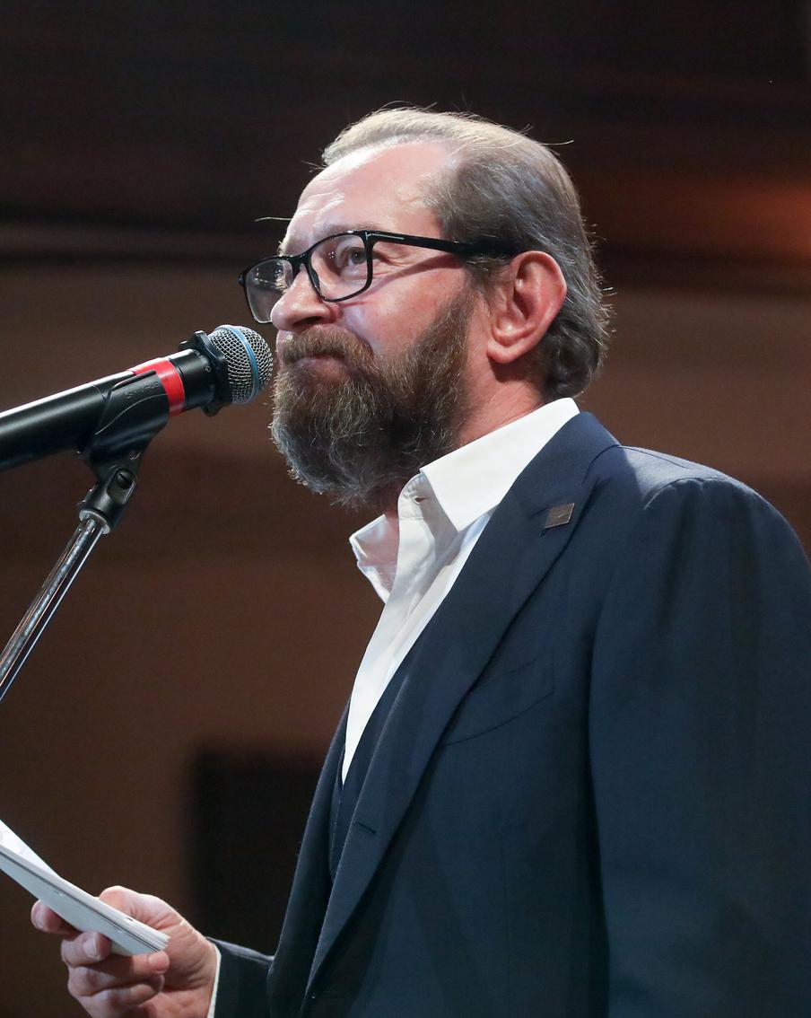 С российского актёра Константина Хабенского взыскали долги за ЖКХ через суд