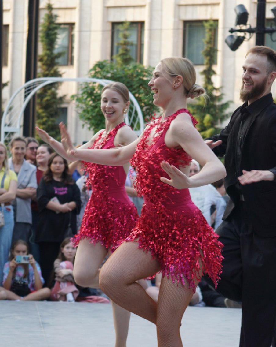 Москвичей научат отжигать буги-вуги и не бояться начинать новые танцевальные направления