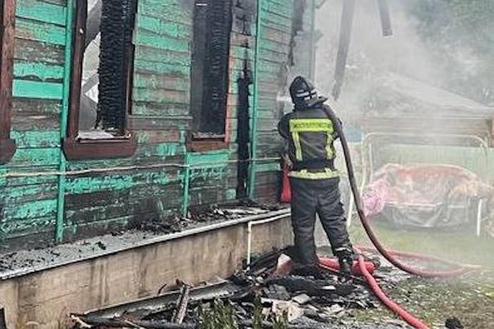 Трагедия в Куровском: тела детей найдены после пожара