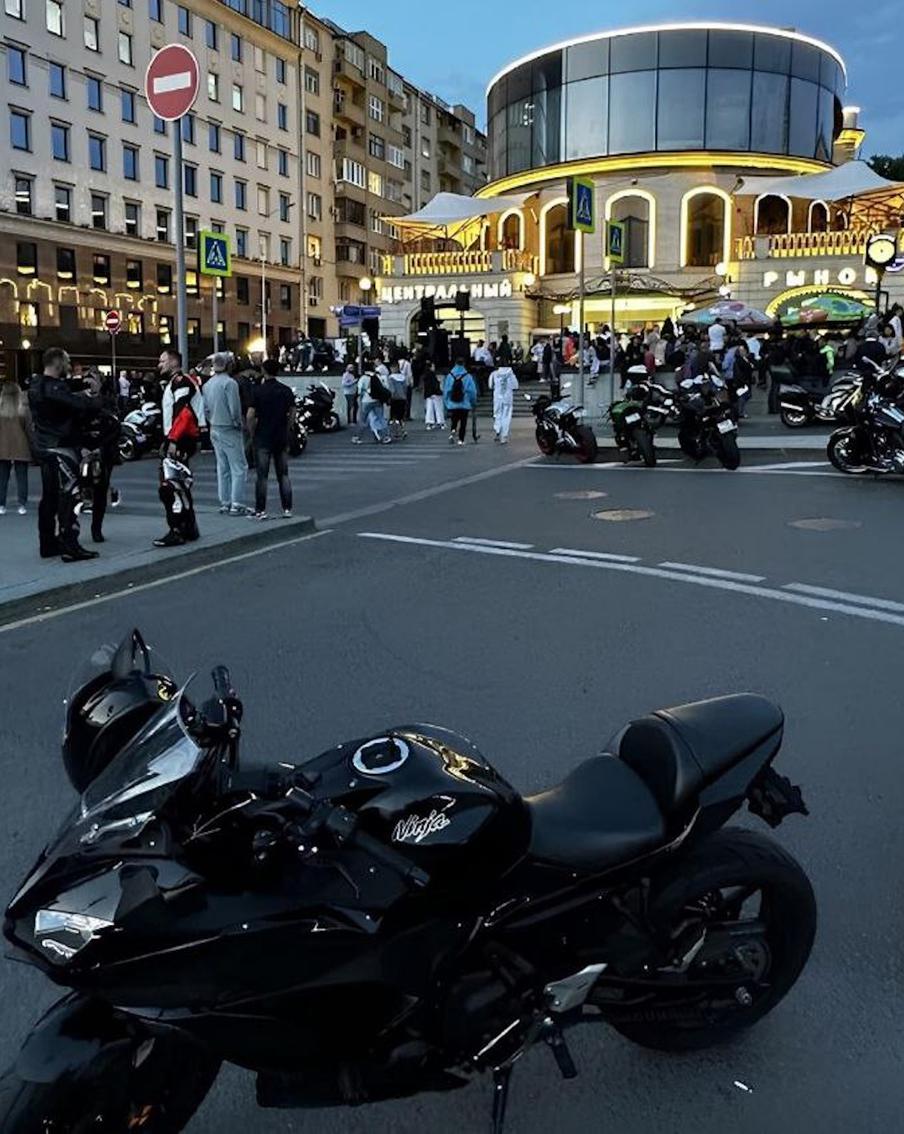 Инспекторы МАДИ первые проведут масштабные проверки на парковках мотоциклистов