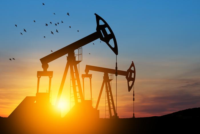 Цены на нефть на мировом рынке могут сильно подскочить на фоне ирано-израильского конфликта