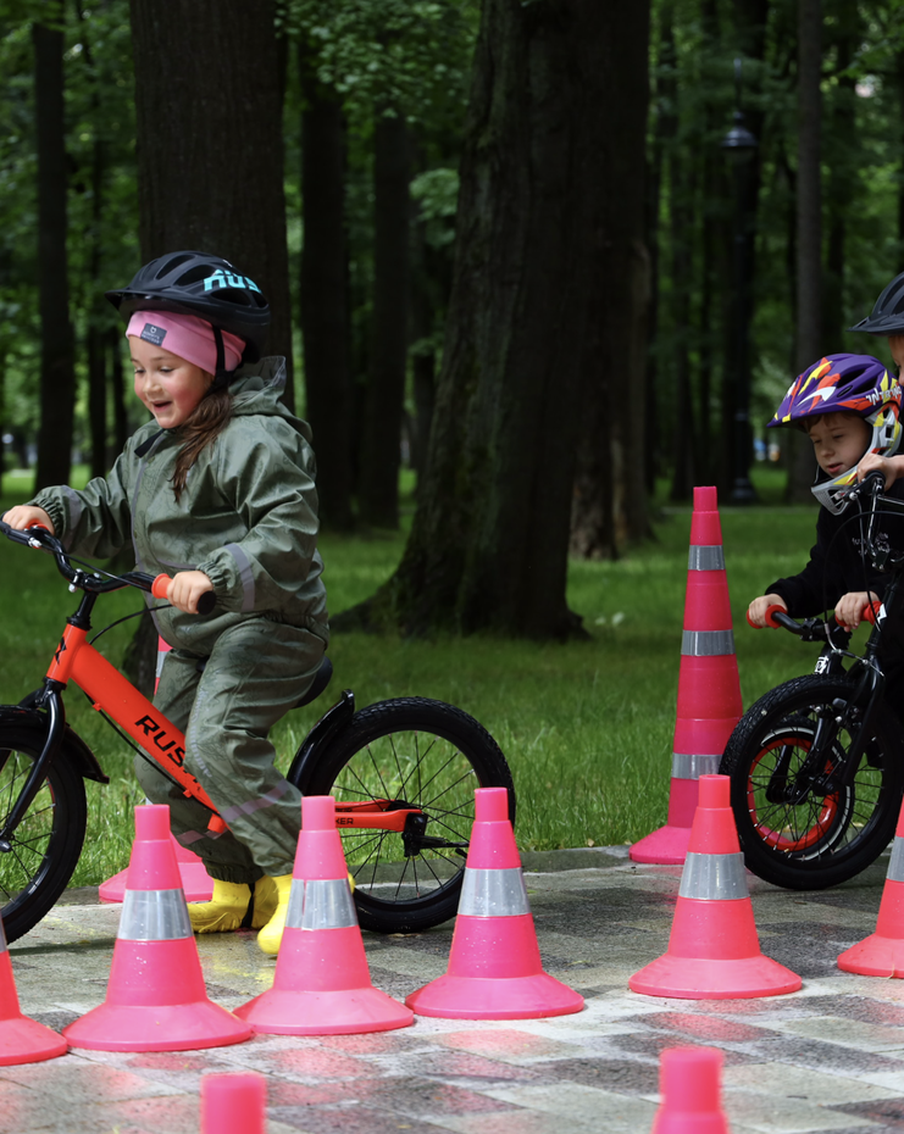 Более 8 тысяч москвичей отметили Всемирный день мотоциклиста на Северном речном вокзале