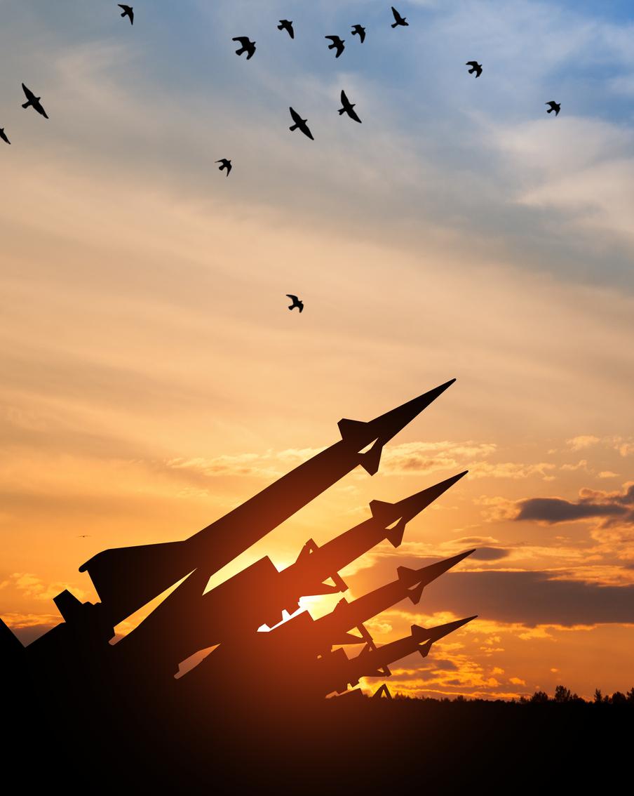 Иран предупредил о новой волне мощных атак современным оружием по Израилю