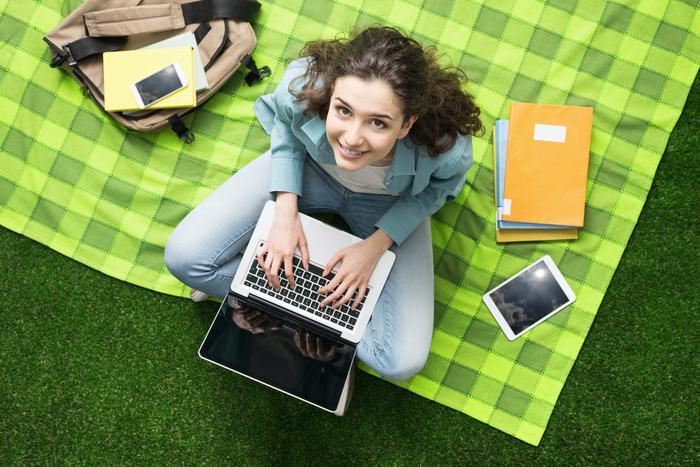 Лето не для отпуска: зачем сейчас идти учиться