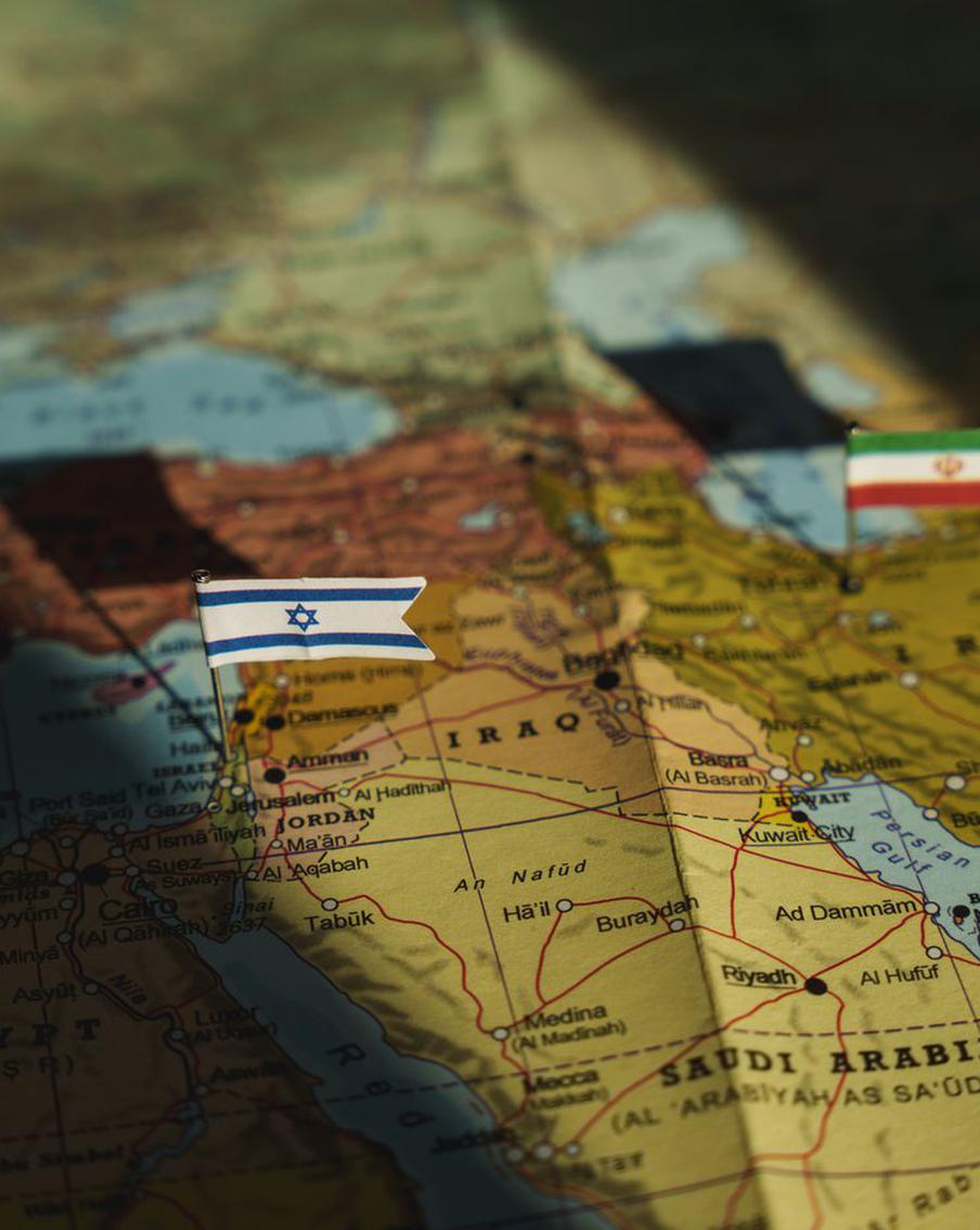 Tasnim: Иран атаковал штаб-квартиру израильского "Моссада"