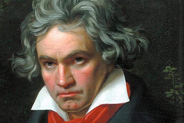 Изучаем жизнь Сталина и Бетховена, дружим с индейцами