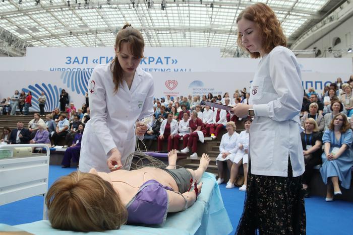 Анастасия Ракова назвала лучших столичных медицинских сестёр по итогам конкурса профмастерства