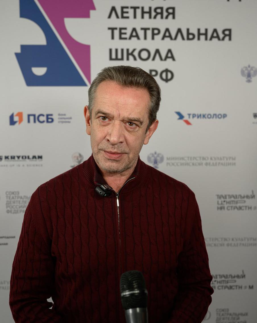 Народный артист России Владимир Машков рассказал, что работает почти круглосуточно