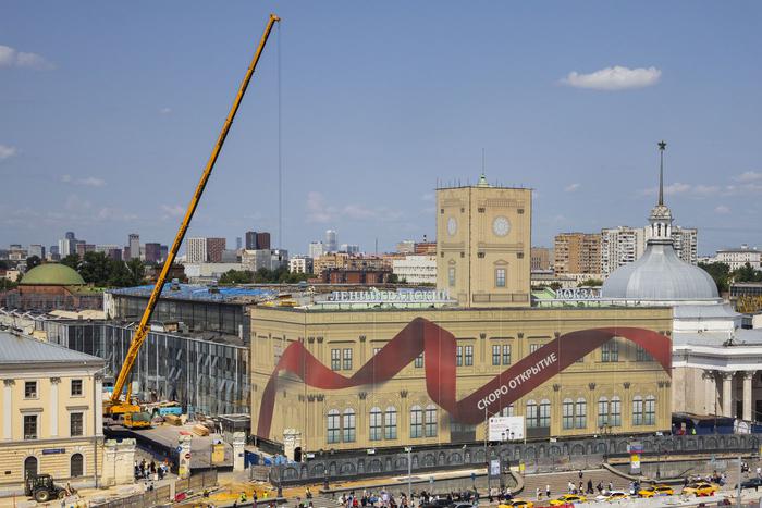 На Ленинградском вокзале стартовал ключевой этап капитального ремонта — обновление кровли