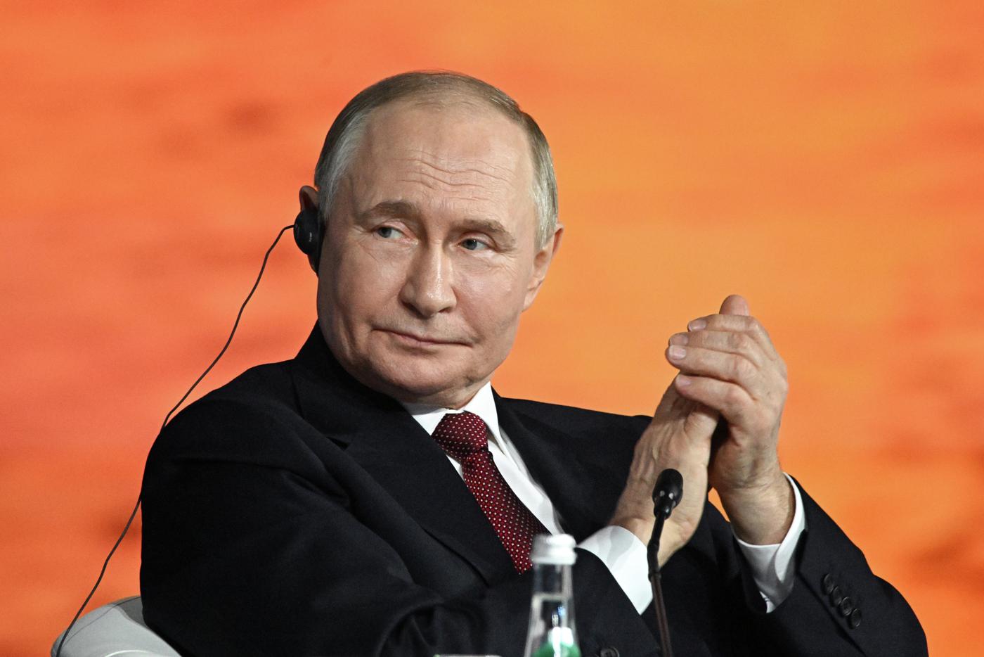 Владимир Путин рассказал кому принадлежит Украина на выступлении на ПМЭФ